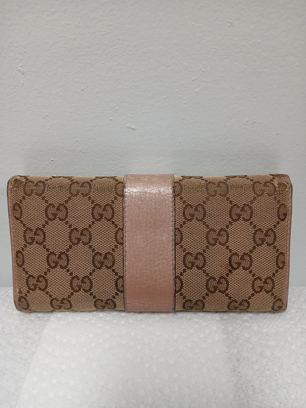 Gucci Brown Monogram Continental Wallet with Pink Trim - Picture 3 of 12